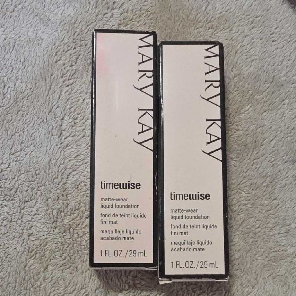 Mary Kay Timewise Matte Foundation - Classic Ivory